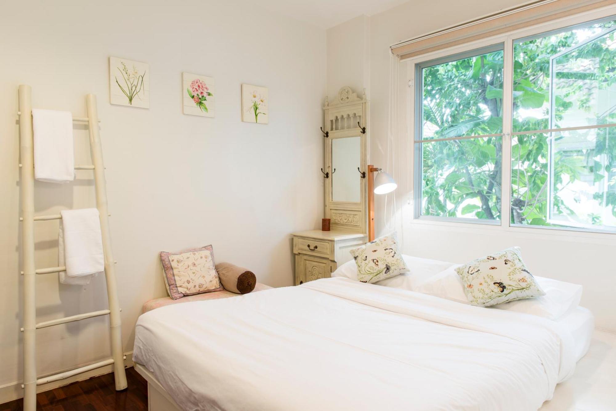 Treasure Hunt Villa Bangkok Bagian luar foto